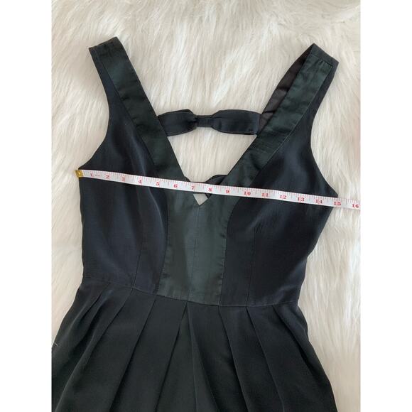Walter Baker Silk Black Midi Dress Open Back Bow Detail Cocktail Party Size 0 XS - Picture 14 of 15